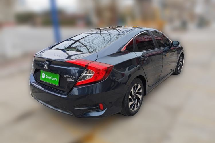 Used Honda Civic 2016 220TURBO CVT Luxury Edition Rear Right 45 Deg