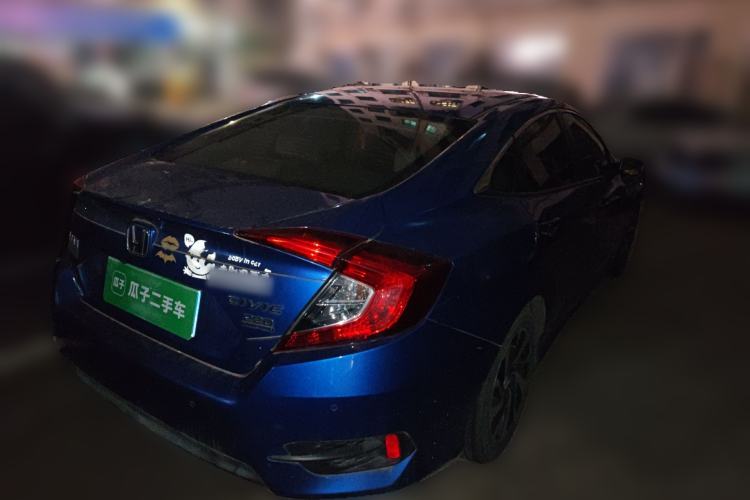 Used Honda Civic 2016 220TURBO CVT Luxury Edition Rear Right 45 Deg