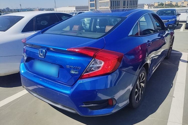 Used Honda Civic 2016 220TURBO CVT Luxury Edition Rear Right 45 Deg