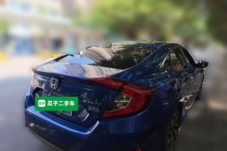 Used Honda Civic 2016 220TURBO CVT Luxury Edition Rear Right 45 Deg