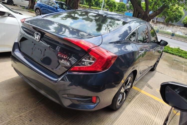 Used Honda Civic 2016 220TURBO CVT Prestige Edition Rear Right 45 Deg