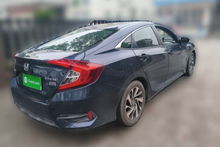Used Honda Civic 2016 220TURBO CVT Luxury Edition Rear Right 45 Deg