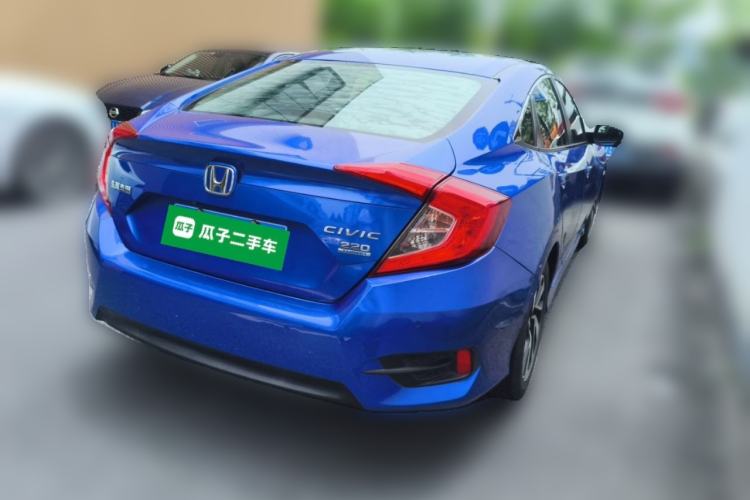 Used Honda Civic 2016 220TURBO CVT Luxury Edition Rear Right 45 Deg