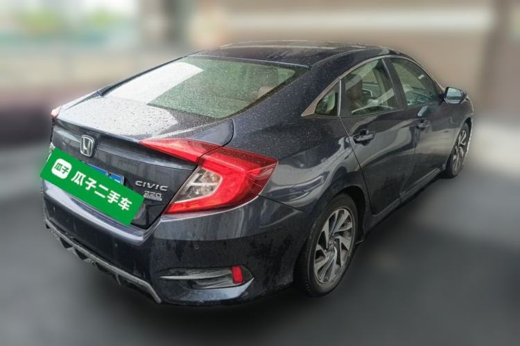 Used Honda Civic 2016 220TURBO CVT Luxury Edition Rear Right 45 Deg