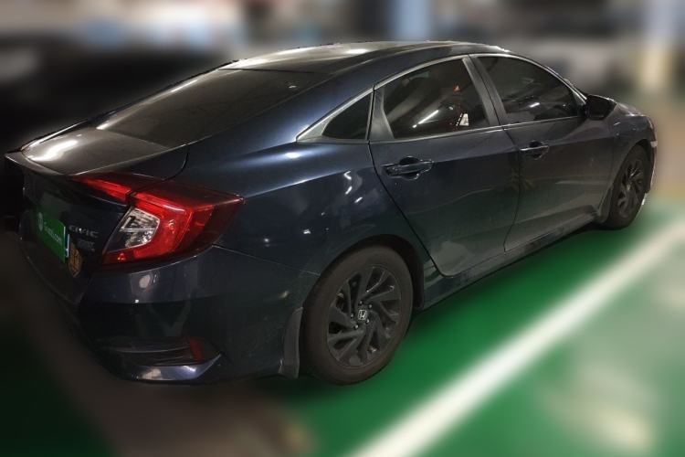 Used Honda Civic 2016 220TURBO CVT Luxury Edition Rear Right 45 Deg