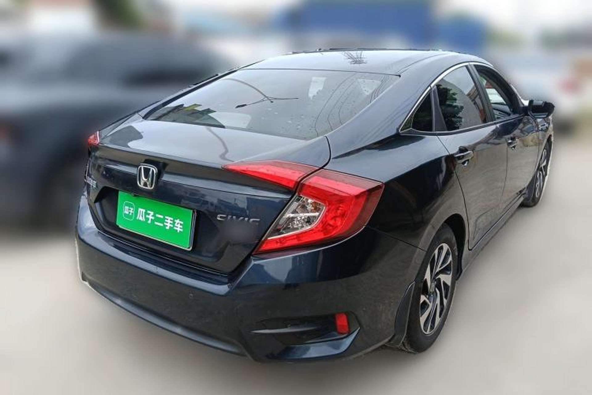 Used Honda Civic 2016 220TURBO CVT Luxury Edition Rear Right 45 Deg