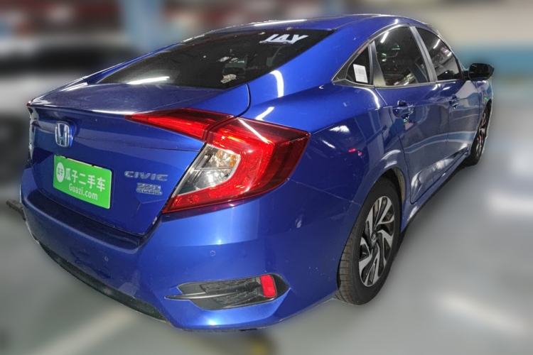 Used Honda Civic 2016 220TURBO CVT Luxury Edition Rear Right 45 Deg