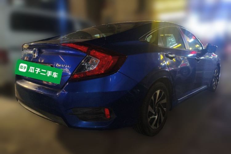 Used Honda Civic 2016 220TURBO CVT Luxury Edition Rear Right 45 Deg
