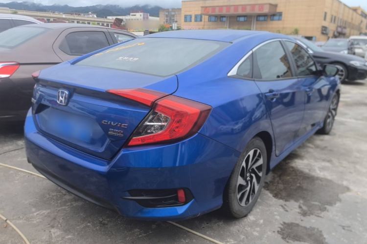 Used Honda Civic 2016 220TURBO CVT Luxury Edition Rear Right 45 Deg