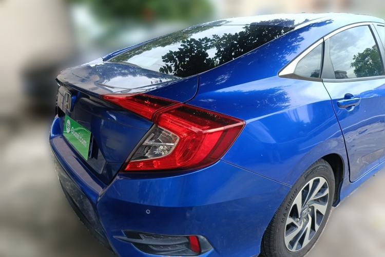 Used Honda Civic 2016 220TURBO CVT Luxury Edition Rear Right 45 Deg