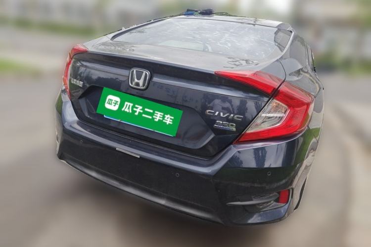 Used Honda Civic 2016 220TURBO CVT Luxury Edition Rear Right 45 Deg