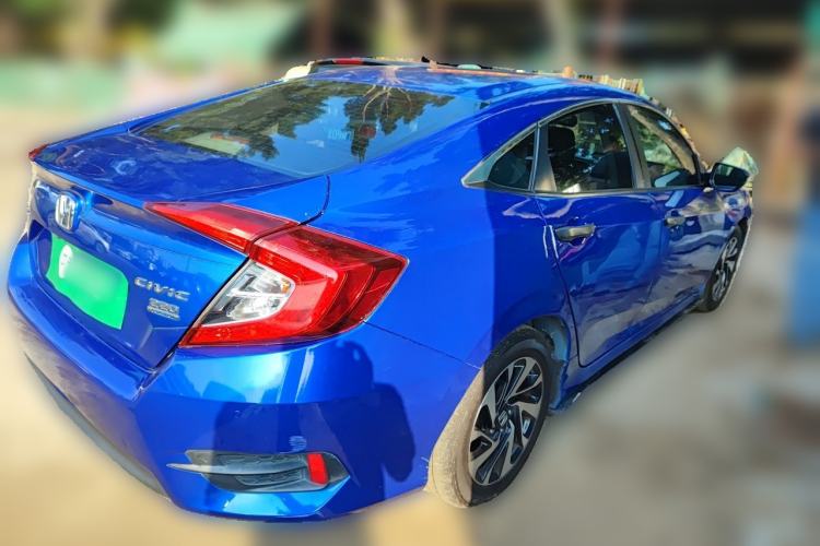 Used Honda Civic 2016 220TURBO CVT Luxury Edition Rear Right 45 Deg
