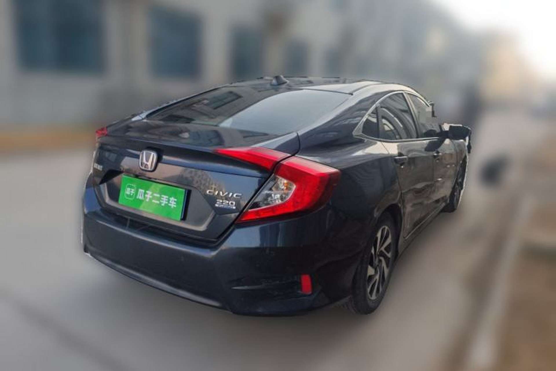 Used Honda Civic 2016 220TURBO CVT Luxury Edition Rear Right 45 Deg