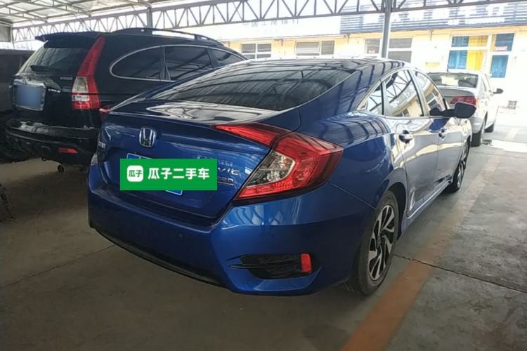 Used Honda Civic 2016 220TURBO CVT Luxury Edition Rear Right 45 Deg