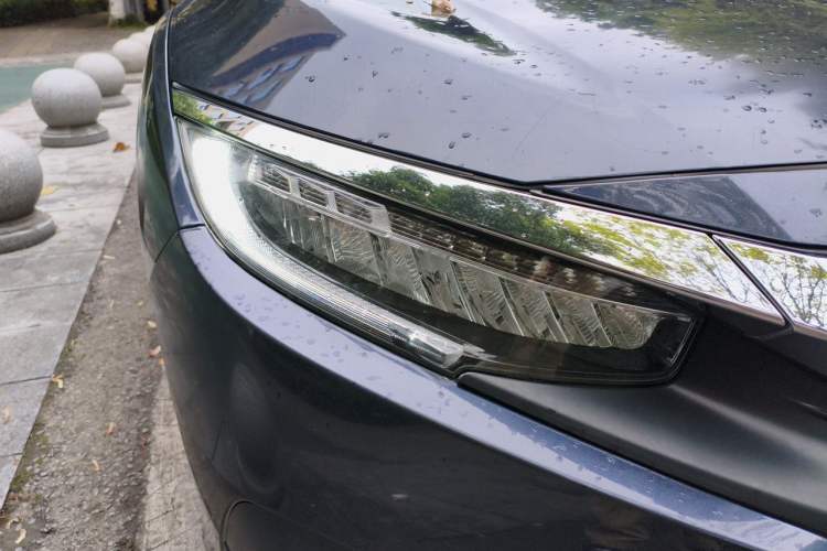 Used Honda Civic 2016 220TURBO CVT Prestige Edition Right Front Headlight
