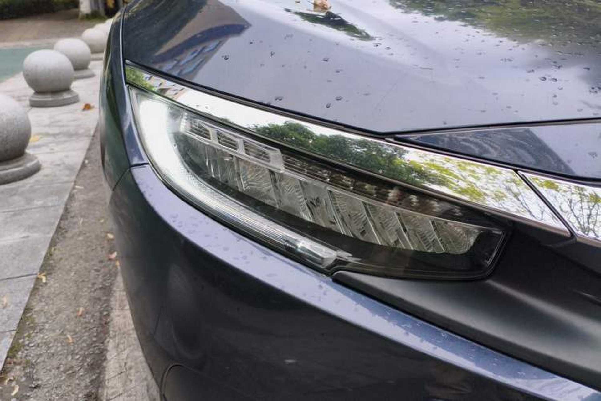 Used Honda Civic 2016 220TURBO CVT Prestige Edition Right Front Headlight