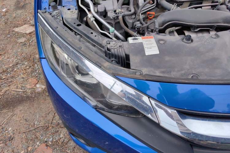 Used Honda Civic 2016 220TURBO Manual Luxury Edition Right Front Headlight