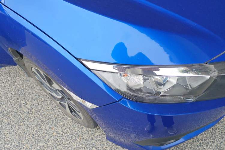 Used Honda Civic 2016 220TURBO Manual Luxury Edition Right Front Headlight