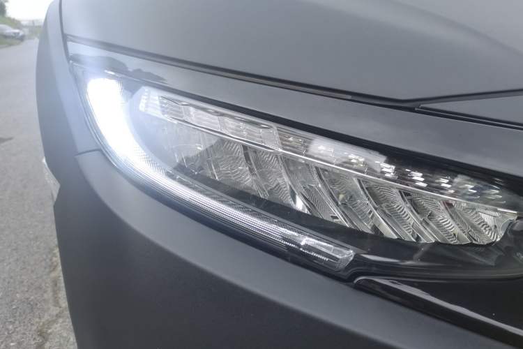 Used Honda Civic 2016 220TURBO CVT Prestige Edition Right Front Headlight