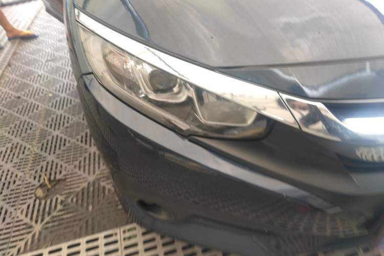 Used Honda Civic 2016 220TURBO CVT Luxury Edition Right Front Headlight