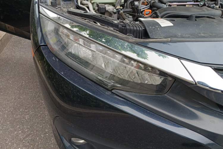 Used Honda Civic 2016 220TURBO CVT Prestige Edition Right Front Headlight