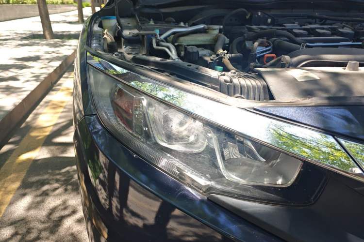Used Honda Civic 2016 220TURBO CVT Luxury Edition Right Front Headlight