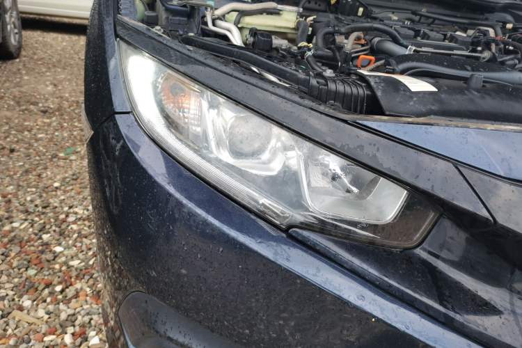 Used Honda Civic 2016 220TURBO CVT Luxury Edition Right Front Headlight