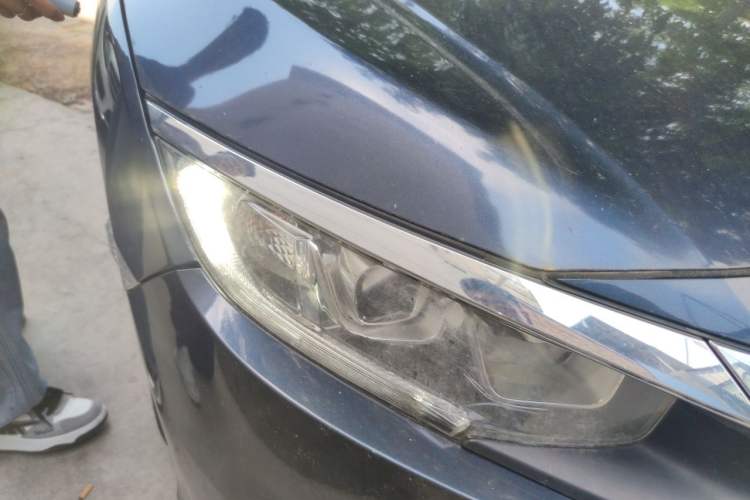 Used Honda Civic 2016 220TURBO Manual Luxury Edition Right Front Headlight