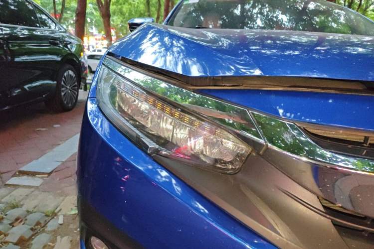 Used Honda Civic 2016 220TURBO CVT Prestige Edition Right Front Headlight