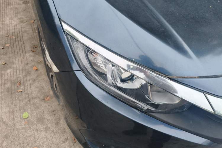 Used Honda Civic 2016 220TURBO CVT Luxury Edition Right Front Headlight