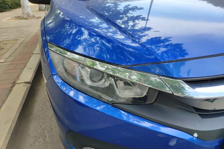 Used Honda Civic 2016 180TURBO CVT Comfort Version Right Front Headlight