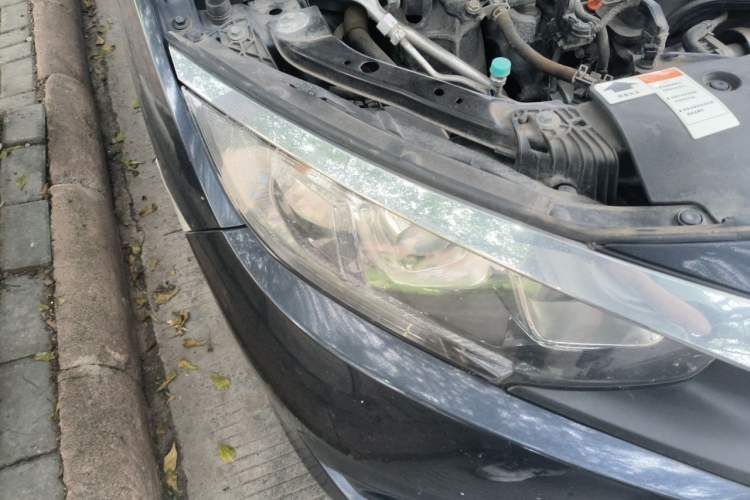 Used Honda Civic 2016 220TURBO CVT Luxury Edition Right Front Headlight