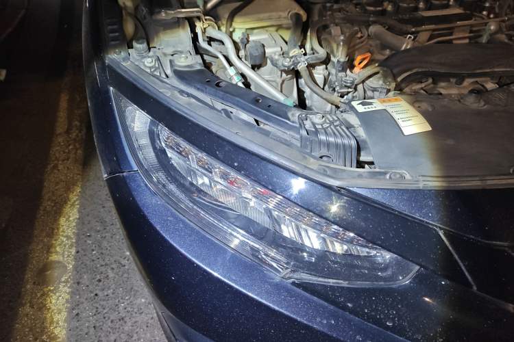 Used Honda Civic 2016 220TURBO CVT Prestige Edition Right Front Headlight