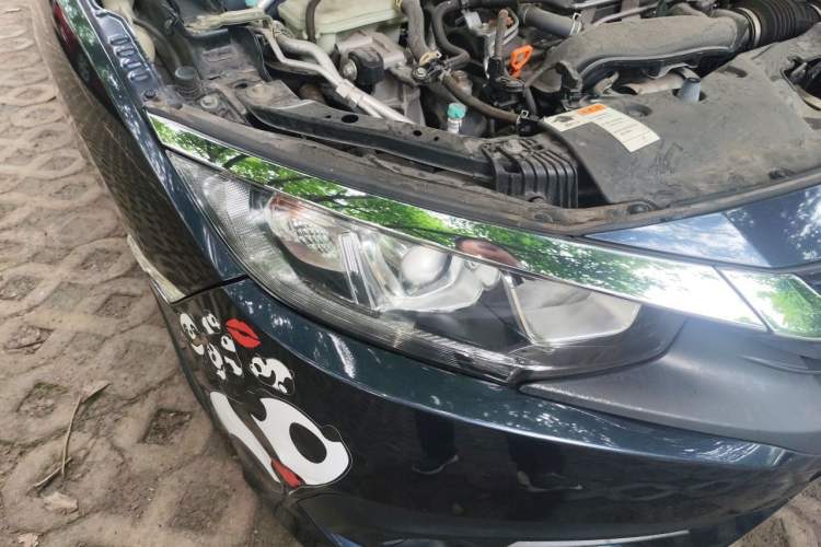 Used Honda Civic 2016 220TURBO CVT Luxury Edition Right Front Headlight