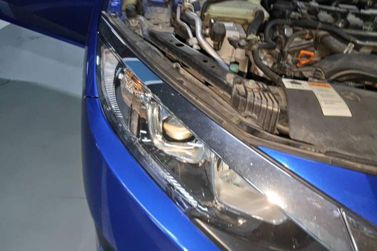 Used Honda Civic 2016 220TURBO CVT Luxury Edition Right Front Headlight
