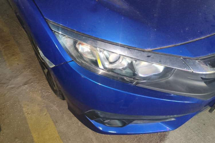 Used Honda Civic 2016 220TURBO CVT Luxury Edition Right Front Headlight