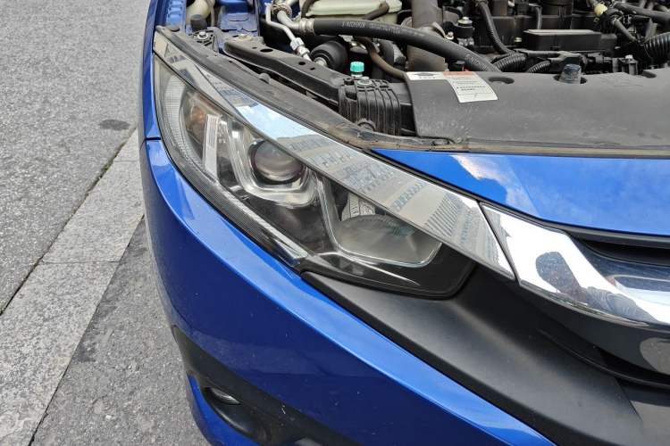 Used Honda Civic 2016 180TURBO CVT Comfort Version Right Front Headlight