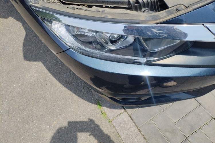 Used Honda Civic 2016 220TURBO CVT Luxury Edition Right Front Headlight