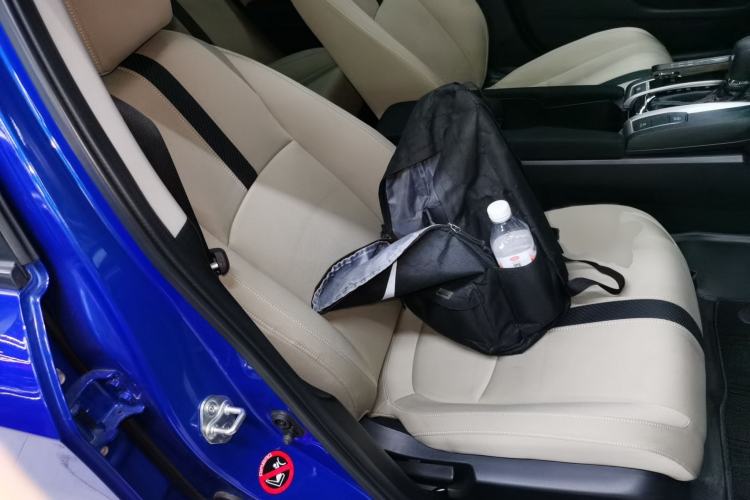 Used Honda Civic 2016 220TURBO CVT Luxury Edition Right Front Seat