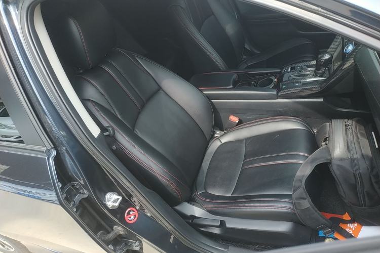 Used Honda Civic 2016 220TURBO CVT Luxury Edition Right Front Seat