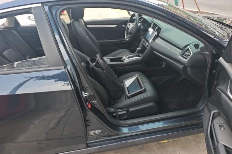 Used Honda Civic 2016 180TURBO CVT Comfort Version Right Front Seat