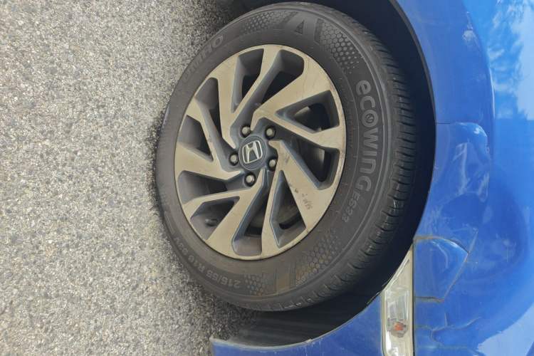 Used Honda Civic 2016 220TURBO CVT Luxury Edition Right Front Wheel Hub