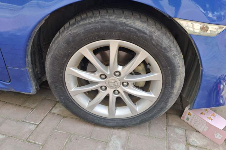 Used Honda Civic 2016 180TURBO CVT Comfort Version Right Front Wheel Hub