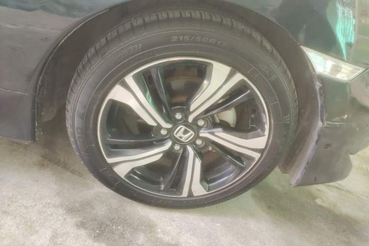 Used Honda Civic 2016 220TURBO CVT Prestige Edition Right Front Wheel Hub