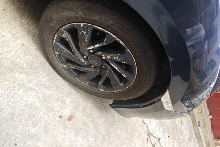Used Honda Civic 2016 220TURBO CVT Luxury Edition Right Front Wheel Hub