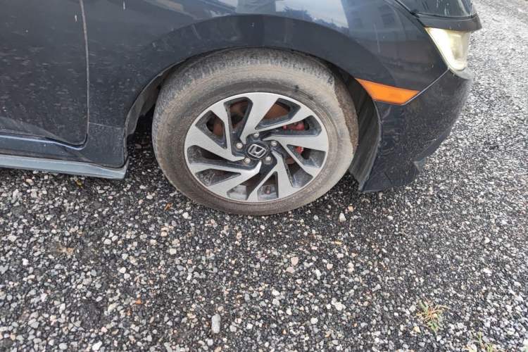 Used Honda Civic 2016 220TURBO CVT Luxury Edition Right Front Wheel Hub