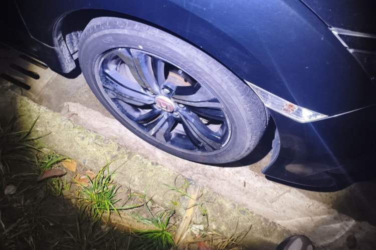 Used Honda Civic 2016 220TURBO CVT Prestige Edition Right Front Wheel Hub
