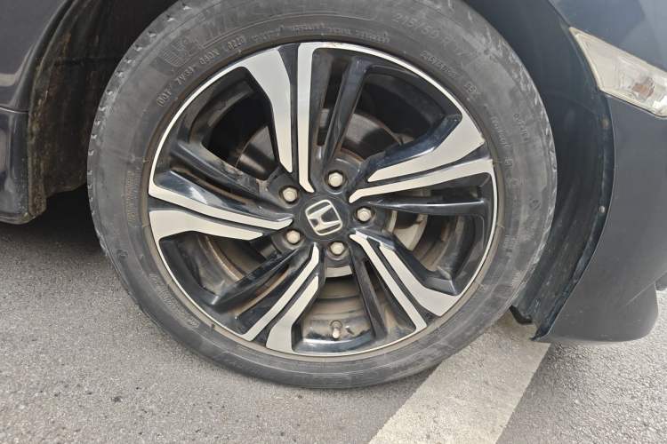 Used Honda Civic 2016 220TURBO CVT Prestige Edition Right Front Wheel Hub