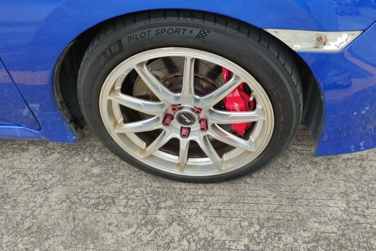 Used Honda Civic 2016 220TURBO CVT Luxury Edition Right Front Wheel Hub