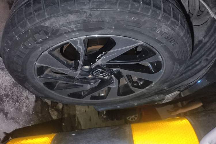 Used Honda Civic 2016 220TURBO CVT Luxury Edition Right Front Wheel Hub